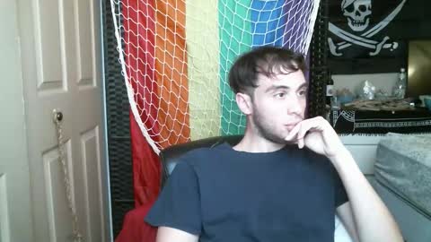 Snapshot of ezra_naamah chatting on October 2025 05:13:02 PM Ezra Naamah online show from October 2025 05:13:02 PM