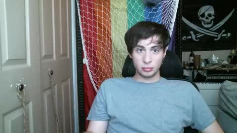 Snapshot of ezra_naamah chatting on April 2026 05:47:01 PM Ezra Naamah online show from April 2026 05:47:01 PM