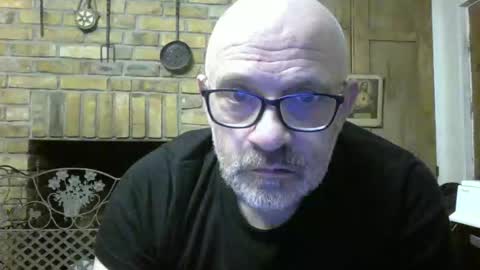 f1zzeek online show from February 2026 08:24:02 PM