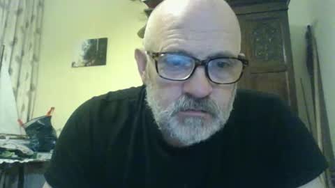 f1zzeek online show from April 2026 10:40:02 PM