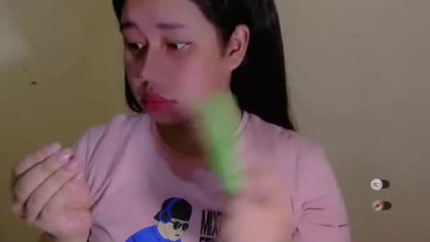 Snapshot of f3ckdollucy chatting on September 2025 10:59:01 AM yanna online show from September 2025 10:59:01 AM