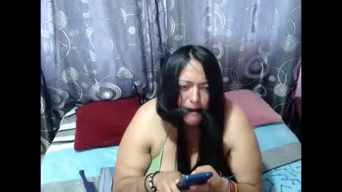 fabritziapiel online show from May 2026 05:32:01 PM