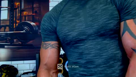 fabxxxl online show from December 2024 01:39:02 PM