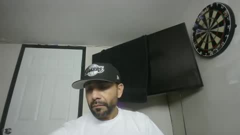 Snapshot of faded805 chatting on December 2025 11:17:01 AM Mark online show from December 2025 11:17:01 AM