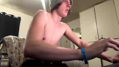 Snapshot of fadedboy4u chatting on December 2025 07:31:01 PM fadedboy4u online show from December 2025 07:31:01 PM