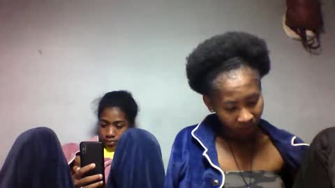 faiqua95 online show from April 2026 07:26:01 PM