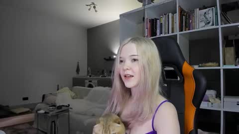 fairy_casey online show from November 2025 06:50:02 PM