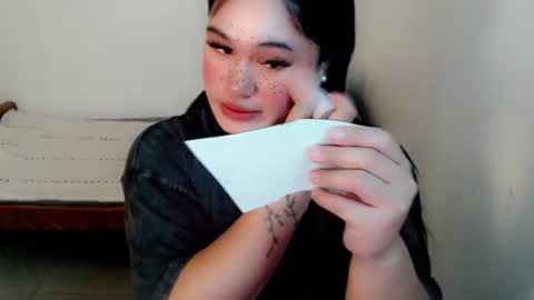 Snapshot of fairy_cuddle chatting on June 2026 06:21:02 PM call me shanaia online show from June 2026 06:21:02 PM