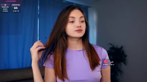 Erika online show from September 2025 07:31:01 AM