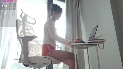 Snapshot of fallen_virtue chatting on February 2025 04:26:02 AM Miya online show from February 2025 04:26:02 AM