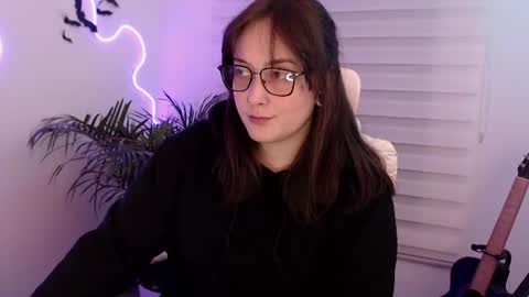 Snapshot of fallenag__ chatting on June 2026 01:55:01 AM OF fallenag 1 online show from June 2026 01:55:01 AM