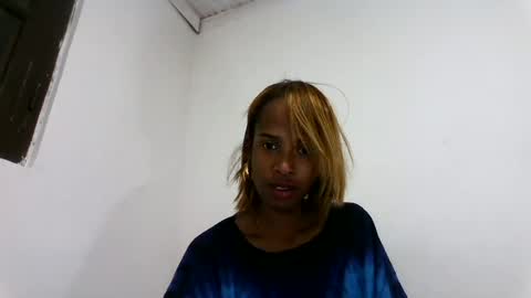 fallinah01 online show from July 2026 08:40:01 AM
