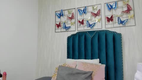 fallon_grey online show from January 2026 08:01:01 PM