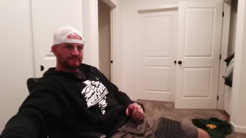 Snapshot of fallout7657 chatting on October 2025 08:46:01 AM Daddy online show from October 2025 08:46:01 AM