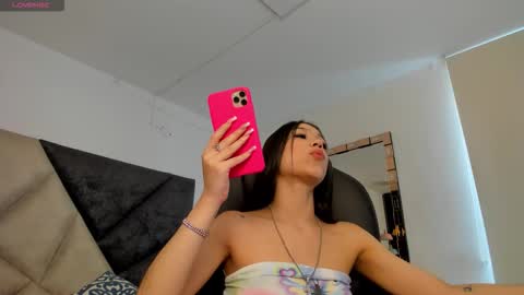 Snapshot of faloonroussel chatting on March 2026 07:20:02 PM Faloon online show from March 2026 07:20:02 PM