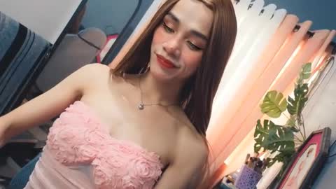 Snapshot of familystroke_twinny8 chatting on September 2025 04:03:01 AM Alexandra x Alexandro online show from September 2025 04:03:01 AM