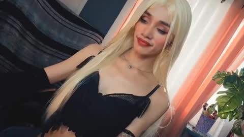 Snapshot of familystroke_twinny8 chatting on September 2025 01:09:01 AM Alexandra x Alexandro online show from September 2025 01:09:01 AM