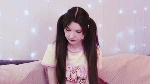 Kim online show from January 2025 04:12:01 PM