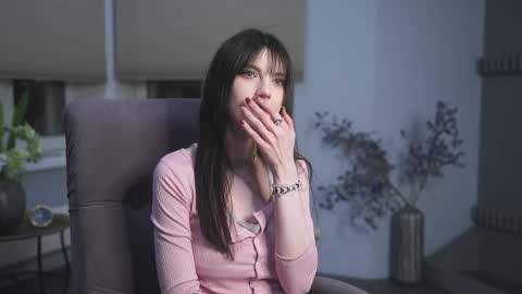 Kim online show from April 2026 07:48:01 PM