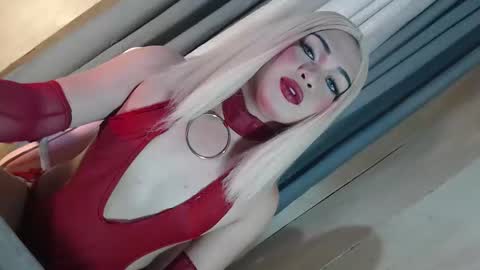 Snapshot of fantasticcock69_daniella chatting on January 2026 12:59:02 AM DANIELLA - DONT FORGET TO GIVE ME A THUMBSU UP online show from January 2026 12:59:02 AM