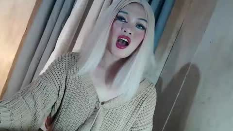 Snapshot of fantasticcock69_daniella chatting on May 2026 11:11:01 PM DANIELLA - DONT FORGET TO GIVE ME A THUMBSU UP online show from May 2026 11:11:01 PM