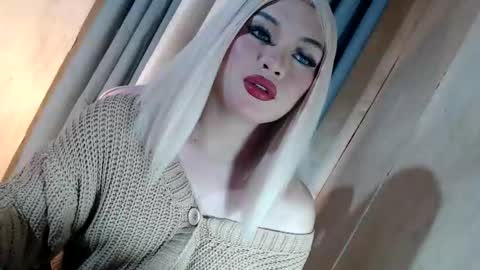 Snapshot of fantasticcock69_daniella chatting on May 2026 09:55:01 PM DANIELLA - DONT FORGET TO GIVE ME A THUMBSU UP online show from May 2026 09:55:01 PM
