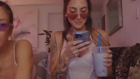 Snapshot of fantasy4uxxx chatting on October 2025 06:35:02 AM fantasy4uxxx online show from October 2025 06:35:02 AM