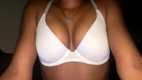 Snapshot of fantasyb1 chatting on February 2026 08:24:01 PM FantasyB online show from February 2026 08:24:01 PM