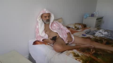 mike anglo online show from November 2025 05:36:02 PM