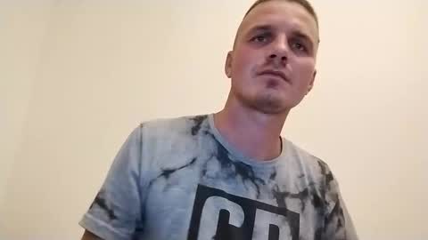 Snapshot of farafonoff chatting on December 2024 04:29:02 PM farafonoff online show from December 2024 04:29:02 PM