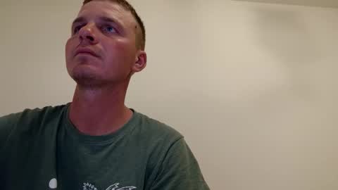 Snapshot of farafonoff chatting on October 2025 05:35:02 PM farafonoff online show from October 2025 05:35:02 PM