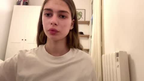 Luna online show from April 2026 05:32:02 PM