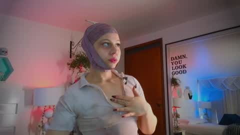 Farah online show from October 2025 12:07:02 PM