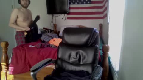 Snapshot of farmboy2398 chatting on March 2025 06:11:02 PM farmboy2398 online show from March 2025 06:11:02 PM