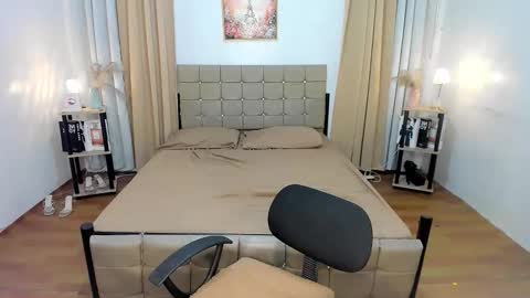 fascinatingtransvalerie online show from October 2025 01:31:02 PM