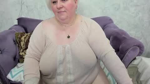 fashiona online show from March 2025 12:39:02 AM