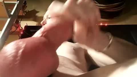 Snapshot of fastbike chatting on March 2025 03:59:02 AM Fastbike online show from March 2025 03:59:02 AM