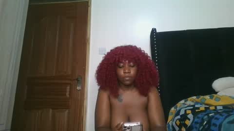 Winnie online show from December 2024 06:38:02 PM