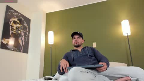 M A T  T E O online show from April 2026 06:44:02 PM