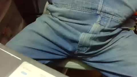 Fred. online show from October 2025 04:30:02 PM