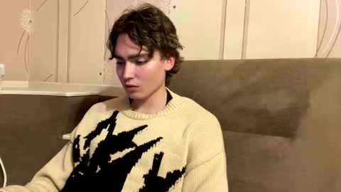 Faust online show from December 2025 07:00:01 PM