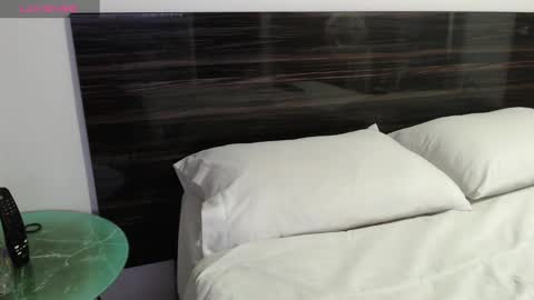 FAUSTO online show from February 2025 12:43:01 AM