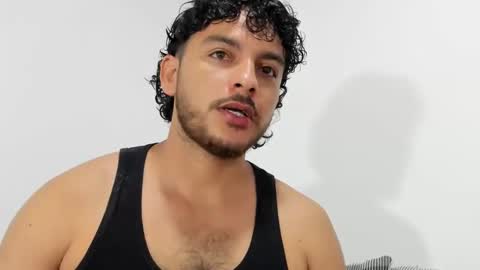 Snapshot of favid95 chatting on December 2024 04:31:02 AM favid95 online show from December 2024 04:31:02 AM