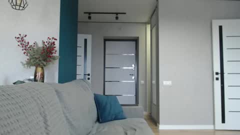 favoriteyour online show from February 2025 09:26:02 AM