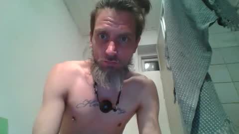 Snapshot of feelfemdom chatting on October 2025 10:43:01 PM feelfemdom online show from October 2025 10:43:01 PM