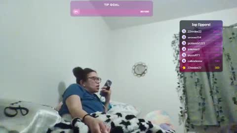 Snapshot of feetnymph chatting on March 2025 03:35:01 AM Soley online show from March 2025 03:35:01 AM