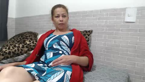 Felina Hot online show from October 2025 03:05:02 AM