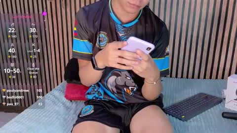 felipe_boy_18 online show from September 2025 03:28:02 PM