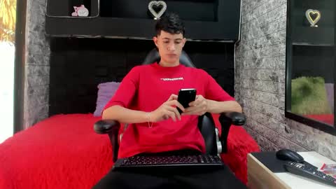 felipe fiire online show from May 2026 02:12:01 PM
