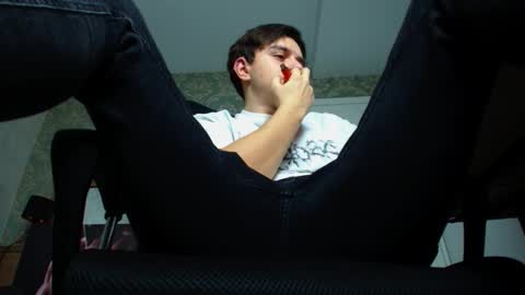 FelixStark online show from October 2025 04:40:01 AM